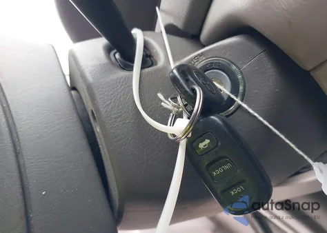 2002 Toyota Camry Le V6 from USA, damaged, VIN 4T1BF32K62U526339